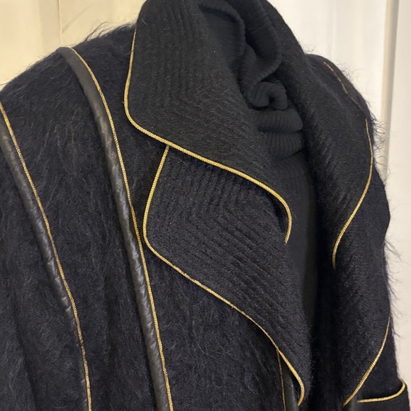 Custom black coat with gold trim full length Y2K medium shoulder pads - Picture 2 of 11